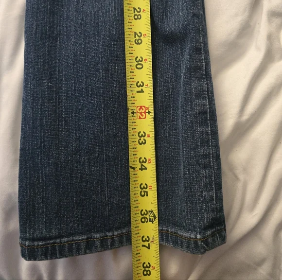 Mossimo Bootcut Denim Jeans - Size 9 - Medium Wash - Picture 8 of 9